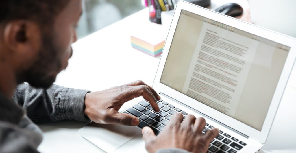 Kesalahan Umum dalam Menulis Referensi dari Buku Kesalahan Umum dalam Menulis Referensi dari Buku