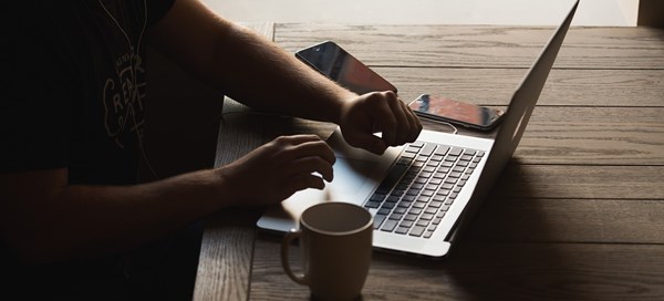 Cara Simpel Menulis Judul yang Benar untuk Skripsi Cara Simpel Menulis Judul yang Benar untuk Skripsi