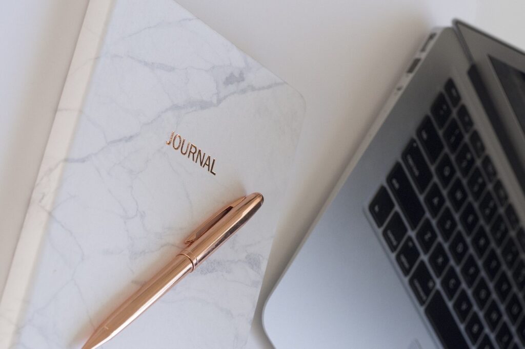 Format Review Jurnal PDF 2