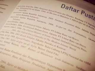 Honeyview contoh daftar pustaka makalah 1