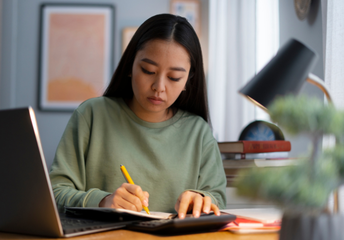 Imlek dan Valentine Februari 2026: Ubah Angpao dan Coklat Jadi Investasi Skripsi